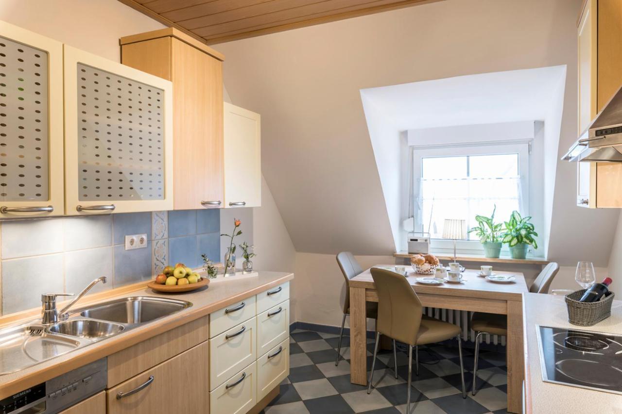Weinbau Frank Schoenig Sommerhausen Exteriör bild